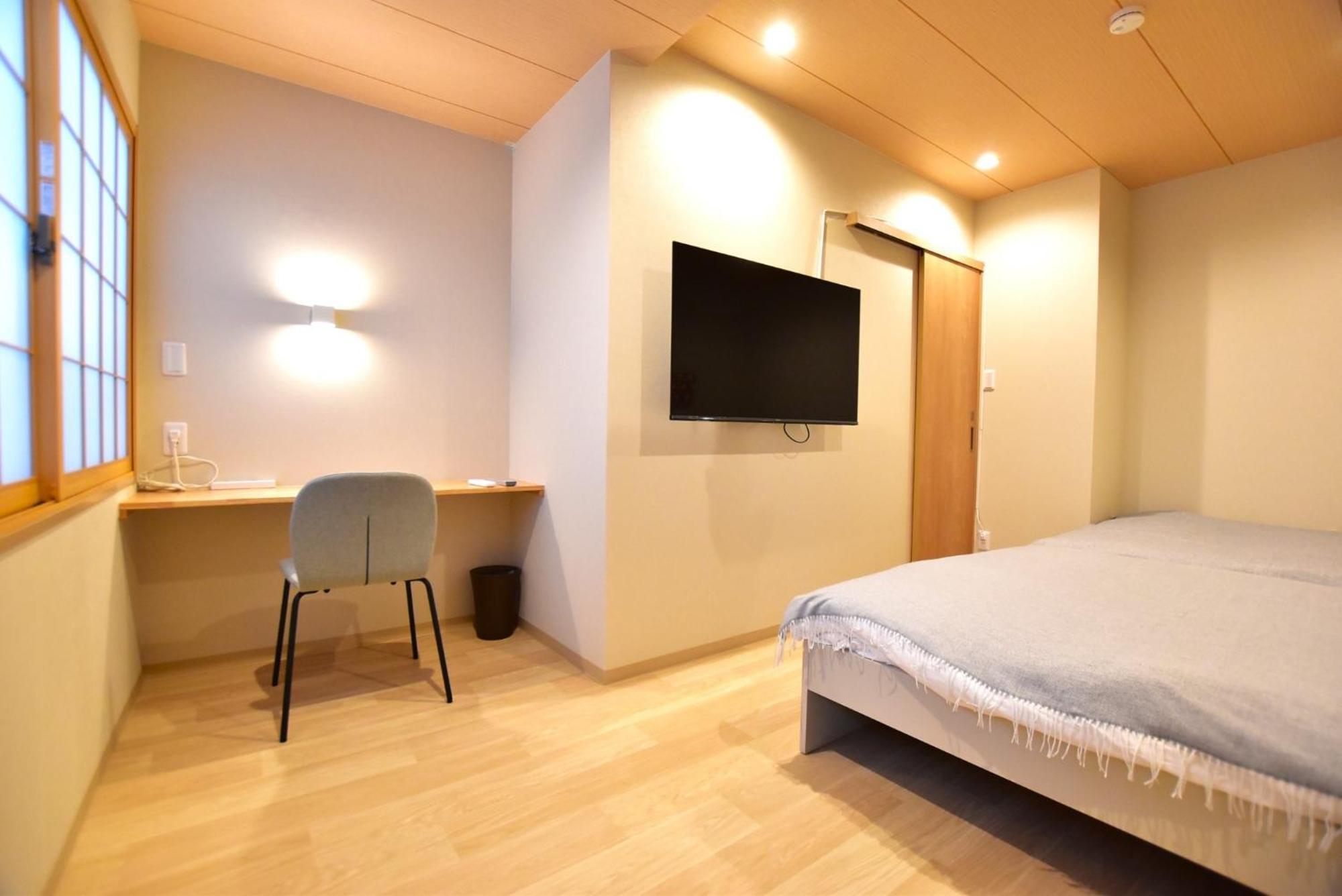 Tamatsukan 玉津館, Kansai Airport 關西空港 57 Mins, Namba 6 Mins, Nihonbashi 4 Mins, Universal Studio 37 Mins, Nara 30 Mins, Walk Jr Tsuruhashi 7 Mins, Early Check In 大阪市 エクステリア 写真